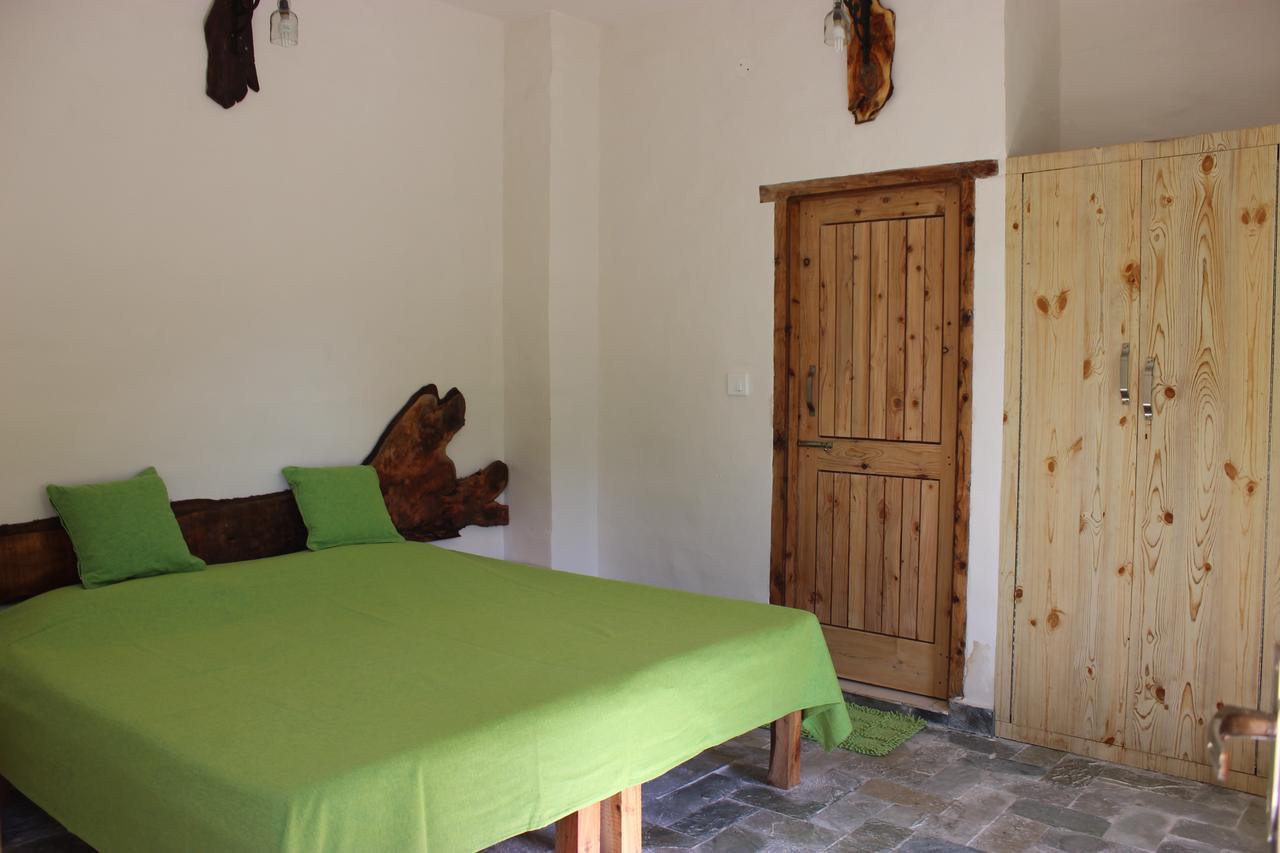 Tirthan Anglers' Retreat Banjār Zewnętrze zdjęcie